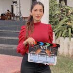 After ‘Tanhaji’ Elakshi Gupta is all set for her debut in Marathi Film