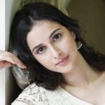 Sadia Khateeb Journey from “Shikara” to starring opposite Akshay Kumar in “Raksha Bandhan”