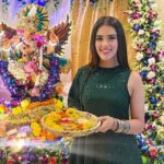 Kavya Thapar looks exquisite as she gets into the festive spirit seeks blessings of Bappa Kavya Thapar looks exquisite as she gets into the festive spirit seeks blessings of Bappa amid her debut release of Middle-Class Love